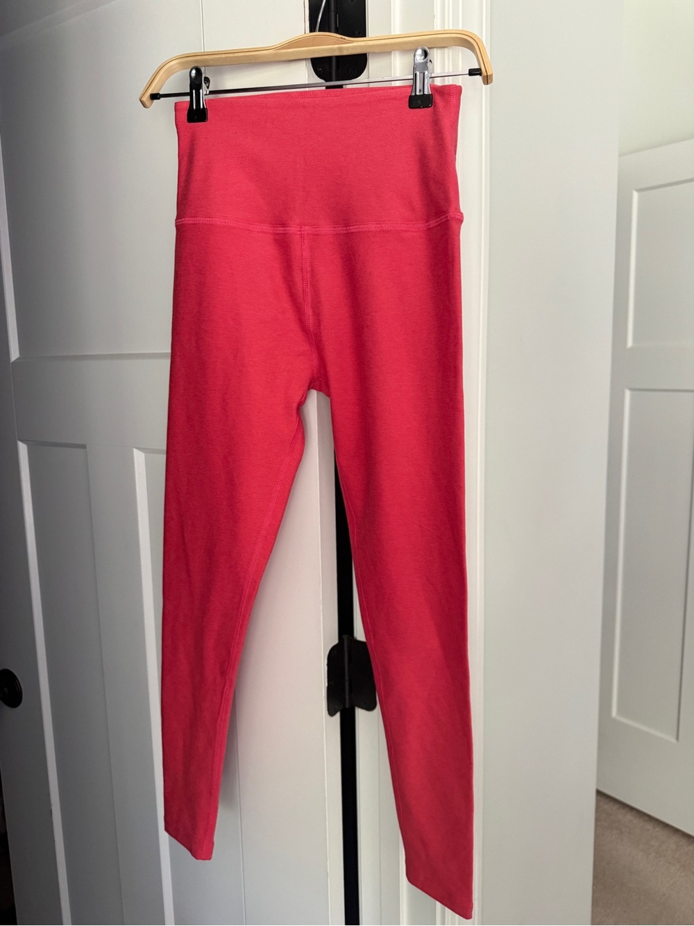 Beyond yoga Spacedye caught‎ in the midi pink high rise ankle 7/8 leggings